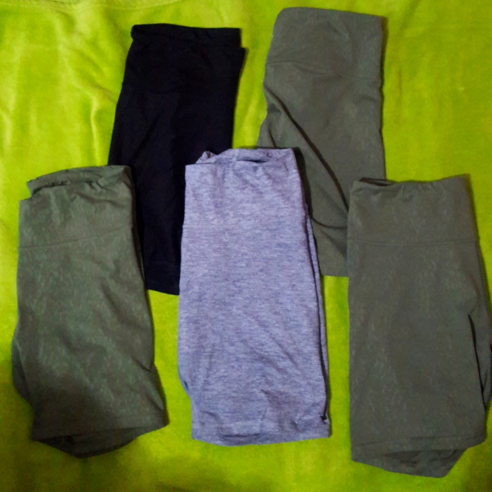 Old Navy compression shorts